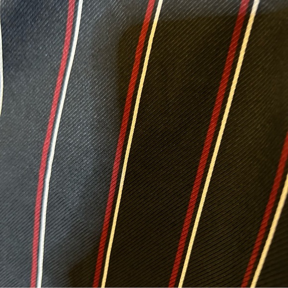 LOTTIE MOSS NAVY COLLARED BUTTON UP WITH RED AND WHITE STRIPES SIZE MEDIUM - Picture 12 of 14